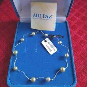 Beautiful Fine .585 14K YG & Pistachio Pearl ADI PAZ Wavy Wire Bracelet